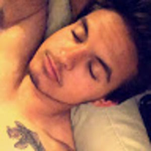 Meet your Posher, Niccole-kai